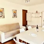 Appartamento A Tirrazza Giardini Naxos